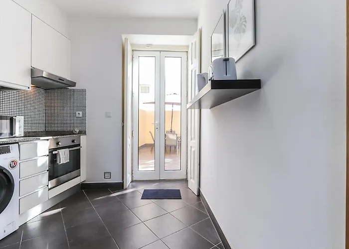 Vita Portucale ! 2 Bedrooms Apartment Campo Ourique