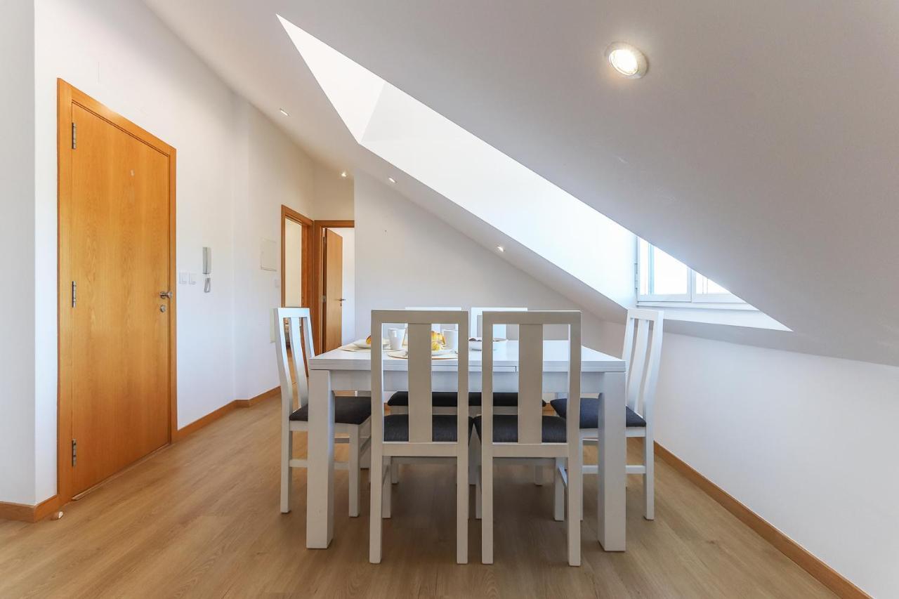 Portucale ! 2 Bedrooms Campo Ourique *