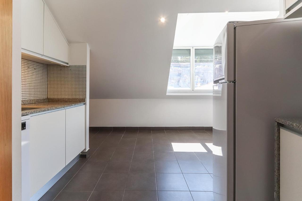 Portucale ! 2 Bedrooms Campo Ourique Appartement *